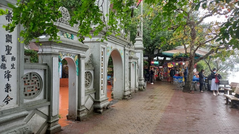 Tour du lịch Hà Nội - Đền Chợ Củi Thờ Quan Hoàng Mười, Nghi Xuân, Hà Tĩnh